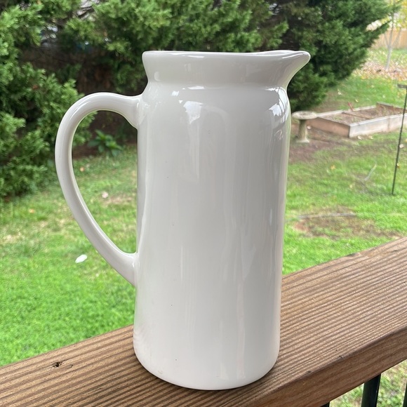 Rae Dunn Citrus Fruit Pitcher - Picture 3 of 5